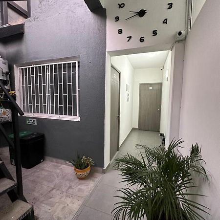 Aparta Estudio Amoblado 4 Medellin, San Joaquin 아파트 외부 사진